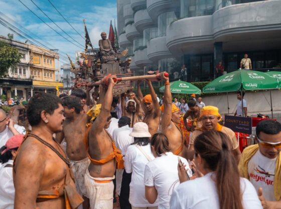 สัมผัสประเพณีถือศีลกินผักภูเก็ตอย่างใกล้ชิด ใจกลางเมือง ณ โรงแรมคอร์ทยาร์ด แมริออท ภูเก็ต ทาวน์
